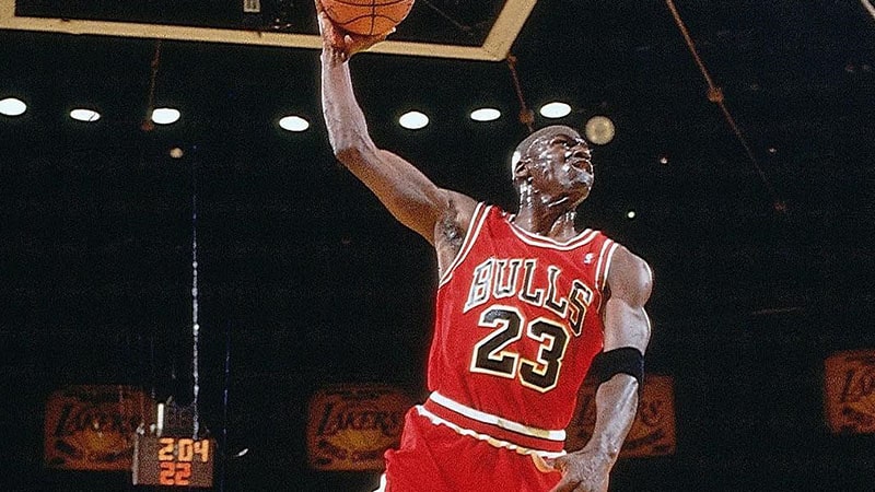 Arti Nama Jordan - Michael Jordan